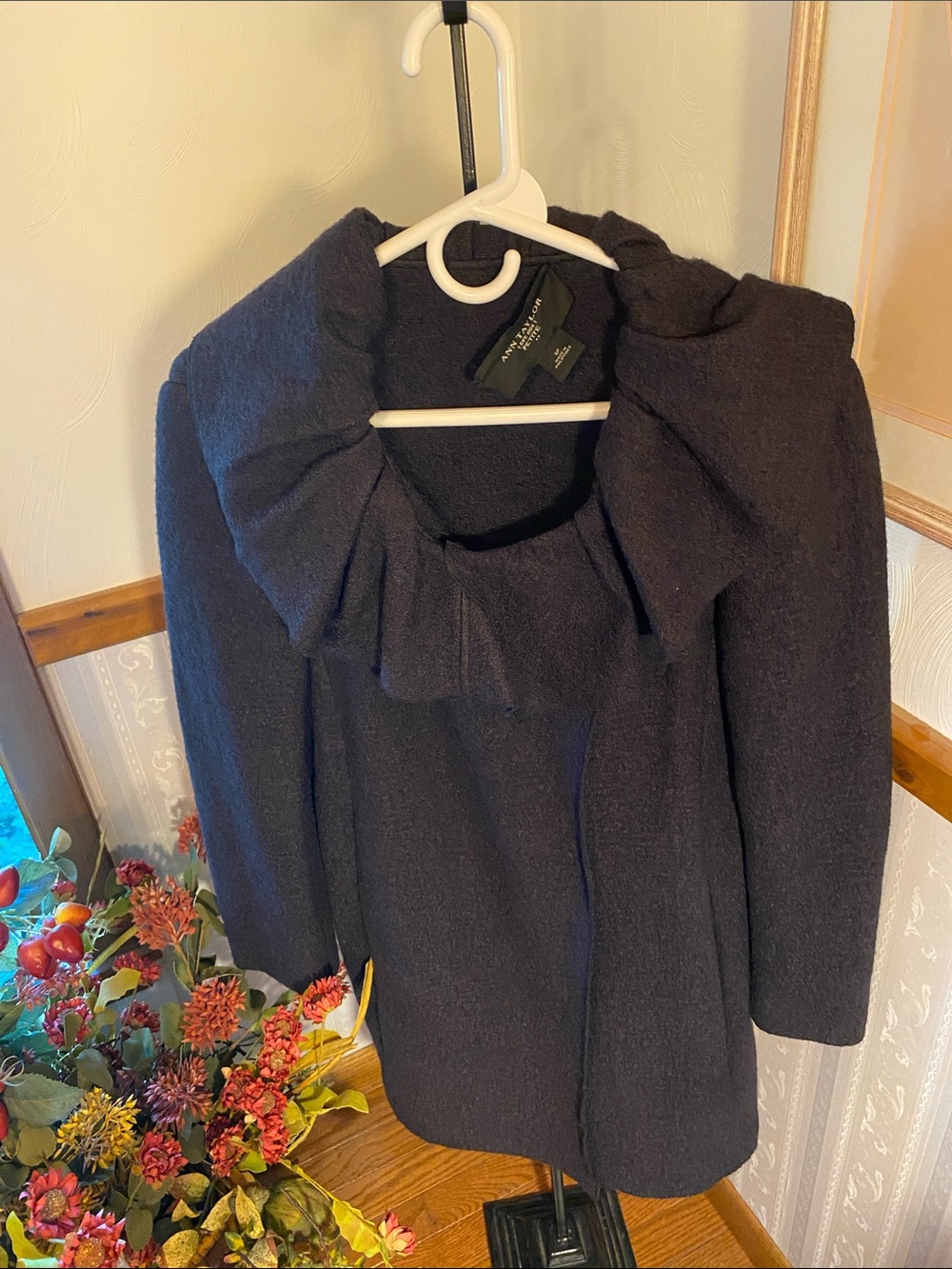 Ann Taylor Black Long-Sleeve Ruffle Collar Coat